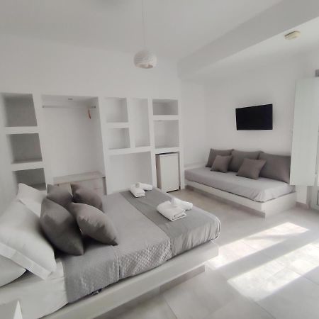 Fira Tranquil Rooms Luaran gambar